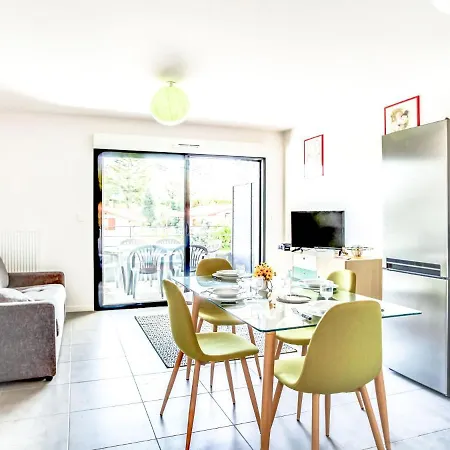 Lägenhet Les Jardins D'arosta By Interhome Biarritz