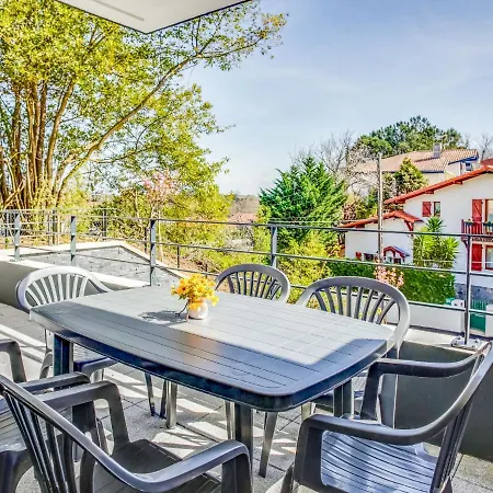 Lägenhet Les Jardins D'arosta By Interhome